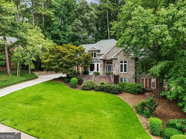 2919 Mountain Trce NE, Roswell, GA 30075
