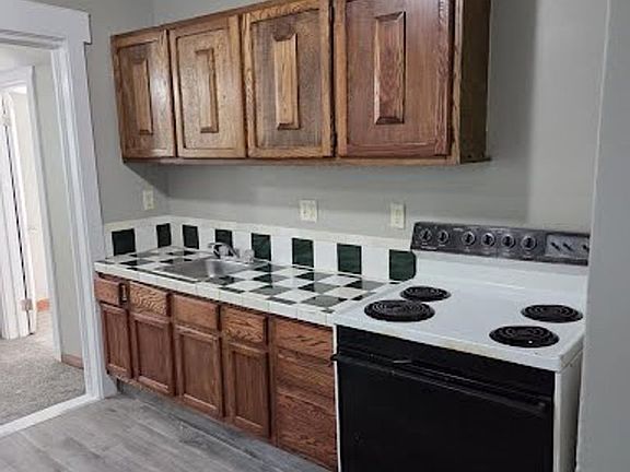 2nd image of 801 S Millwood Ave APT 2