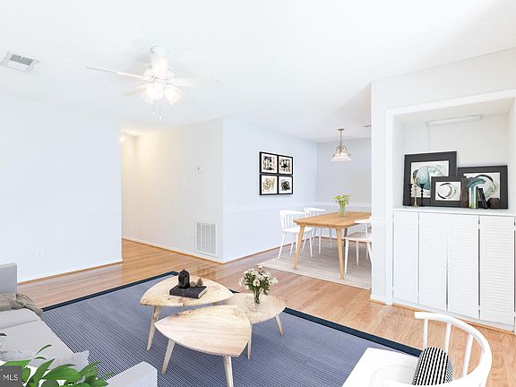 3rd image of 12105 Greenwood Ct #147