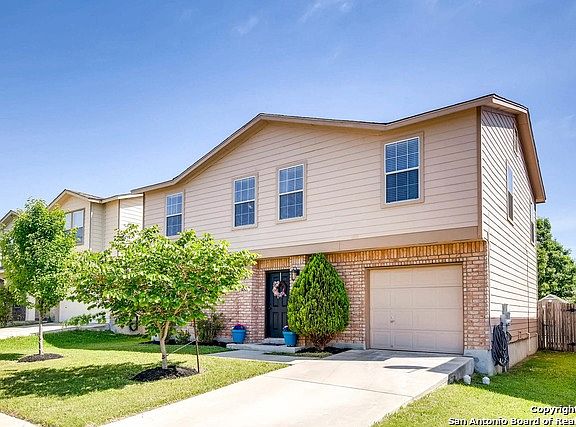 2nd image of 208 Gatewood Trce
