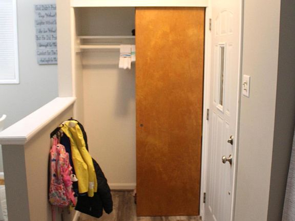 5th image of 17242 Dolores St