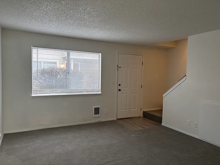 603 E Florida Ave #B — Photo 5