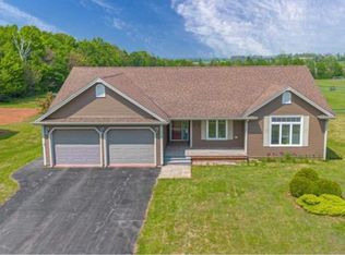 53 Bonavista Ave, Stratford, PE C1B0E5