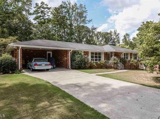 135 Vada Dr, Marietta, GA 30068