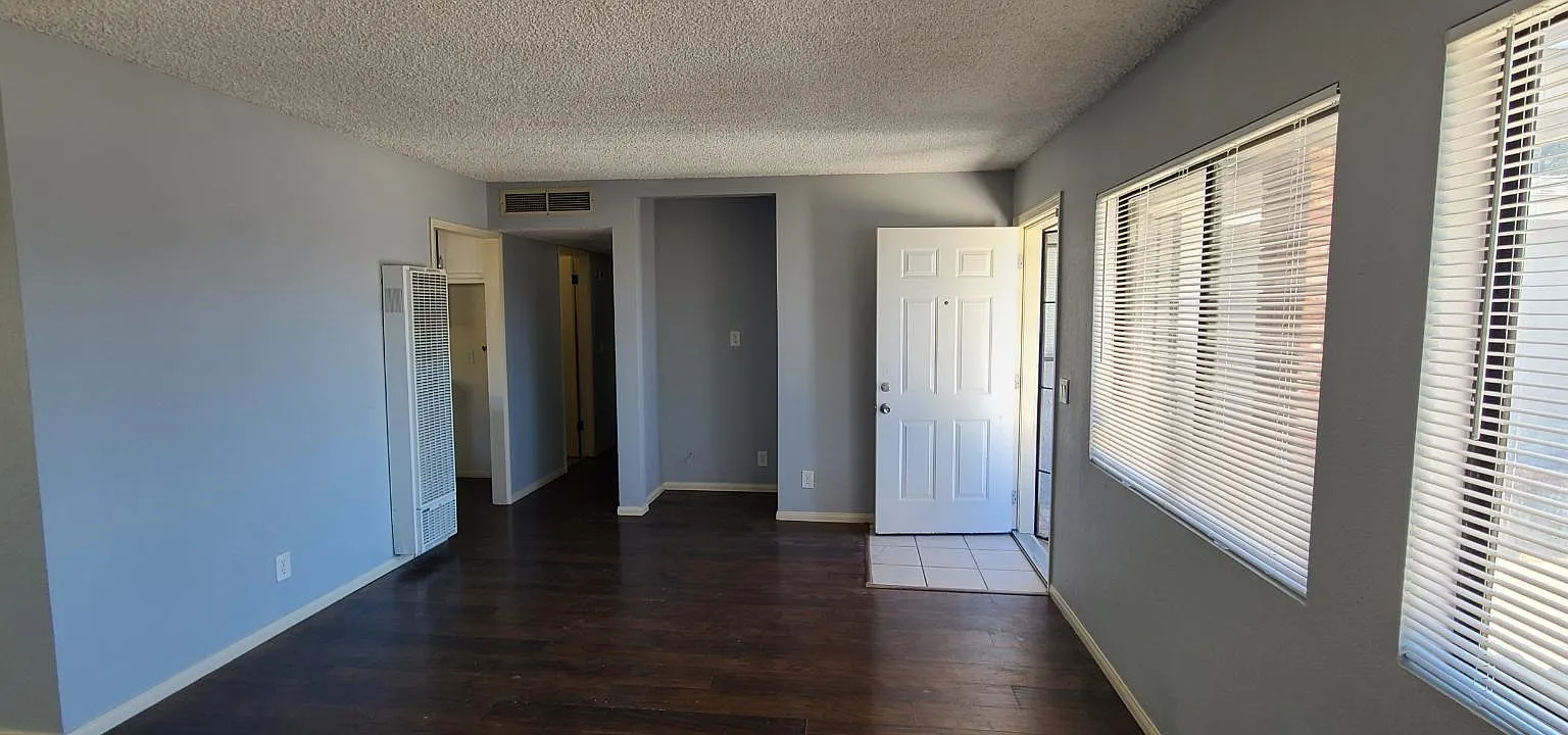 45438 Lorimer Ave — Photo 3