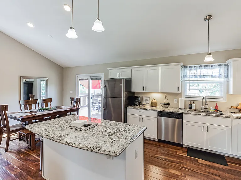 509 Smyth St — Photo 8