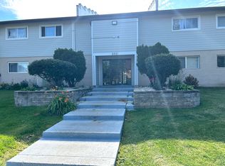 880 E Old Willow Rd APT 166, Prospect Heights, IL 60070
