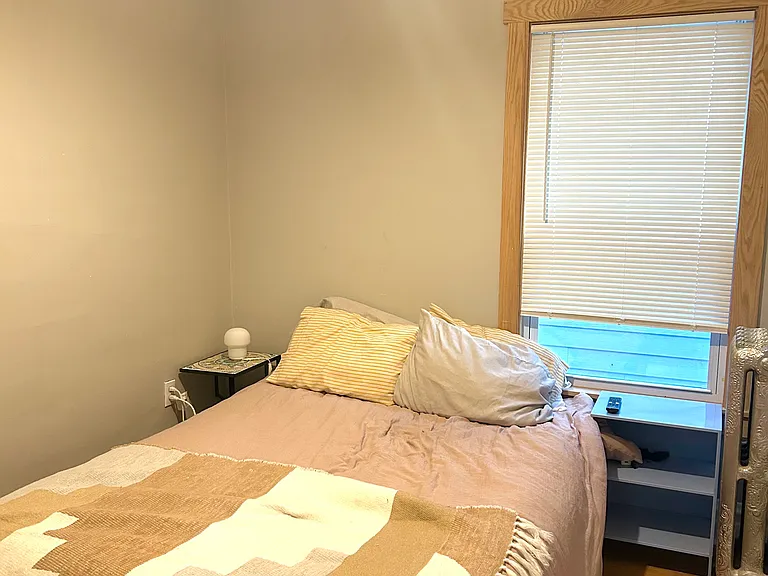 4638 W Altgeld St #1 — Photo 6