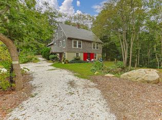 76 F R Lillie Rd, Falmouth, MA 02543