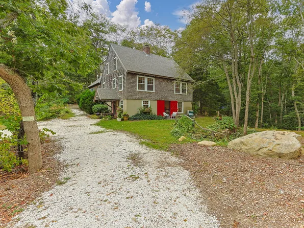 76 F R Lillie Road, Falmouth, MA 02540