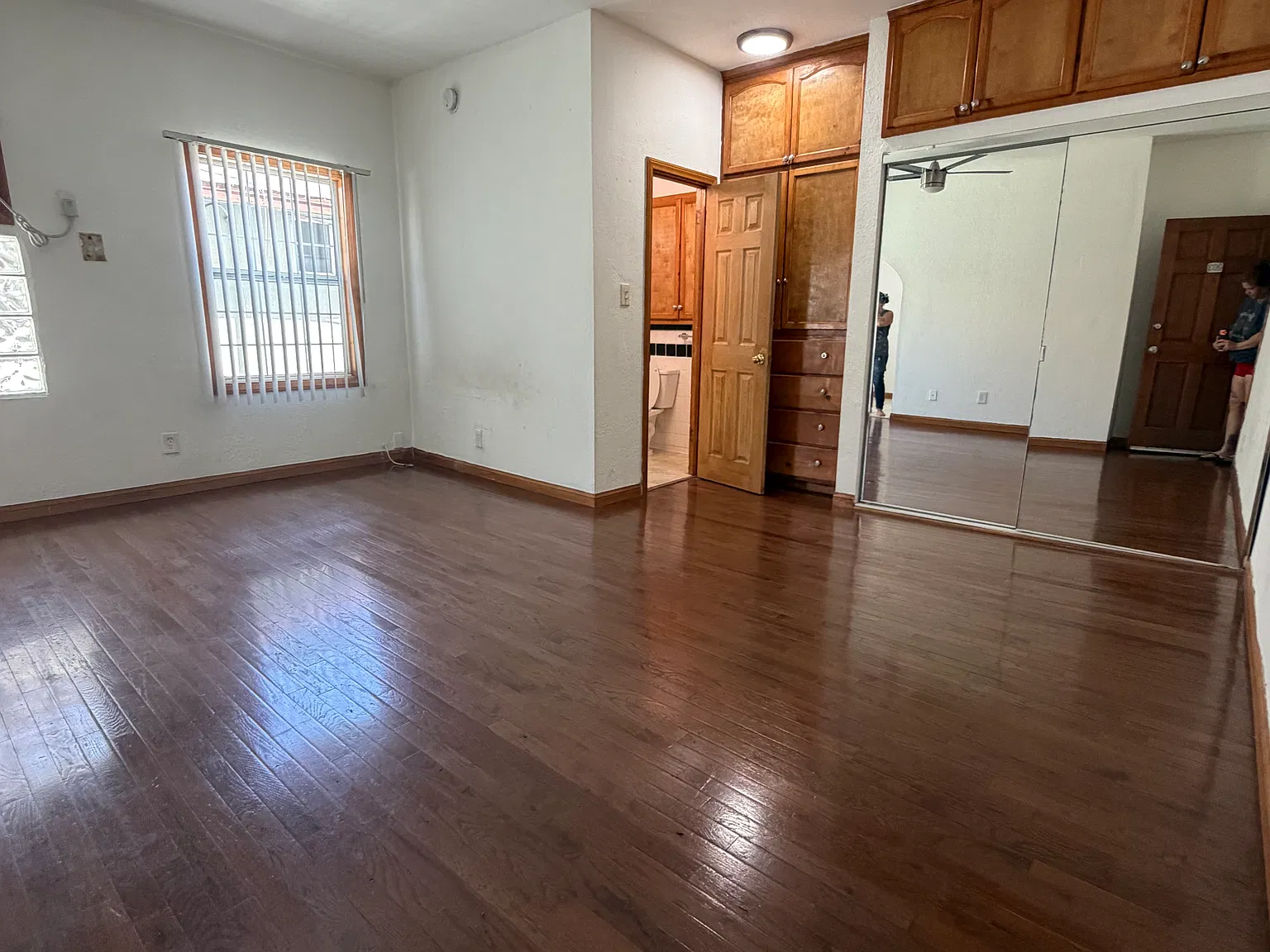 Studio, 500 sqft, $1,525 — Photo 2