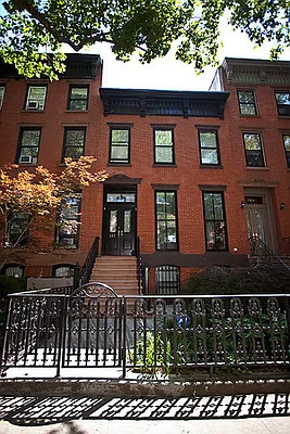 Sold by Arena Real Estate | media 14