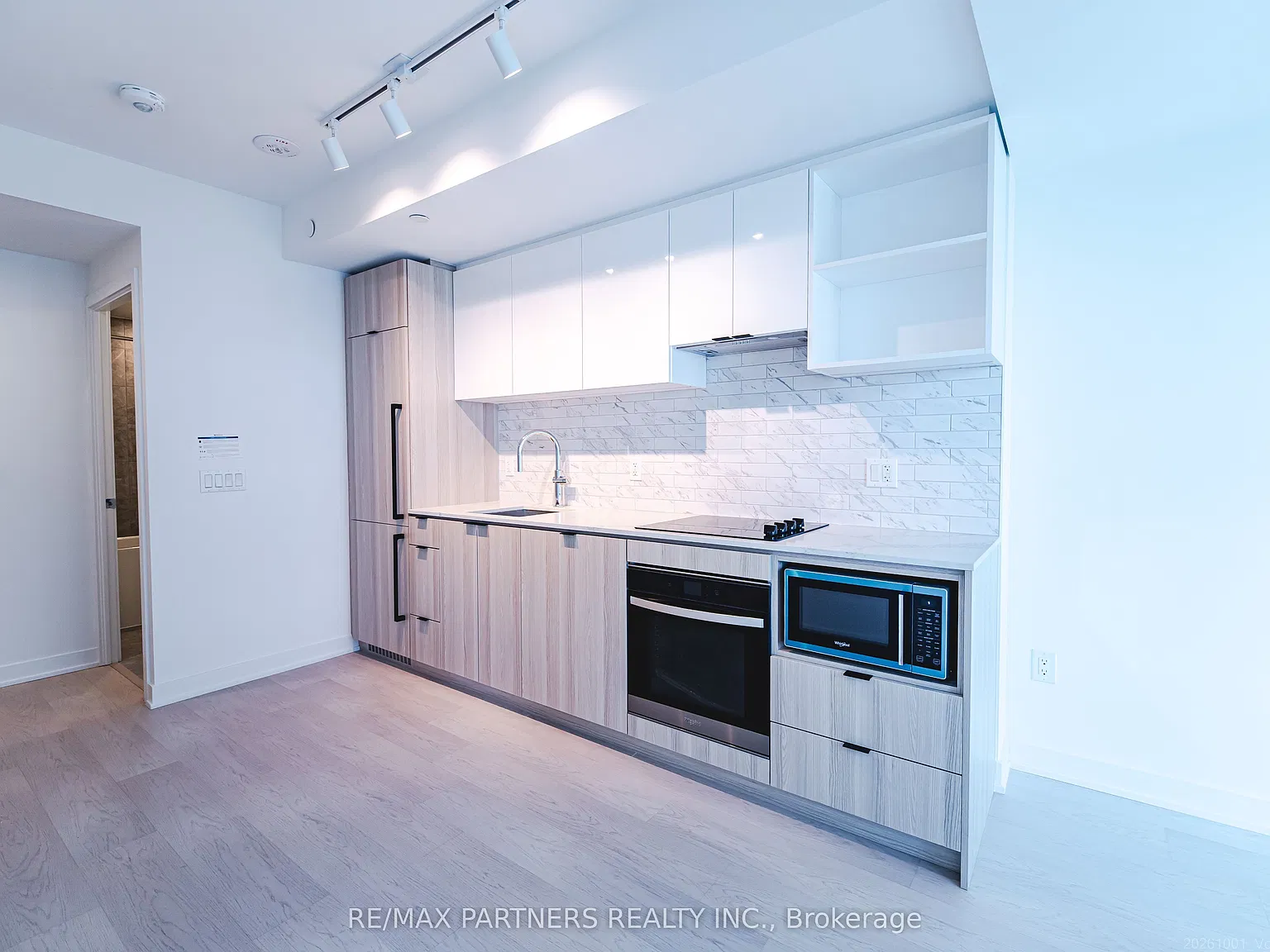 2 bed, $2,500 — Photo 3