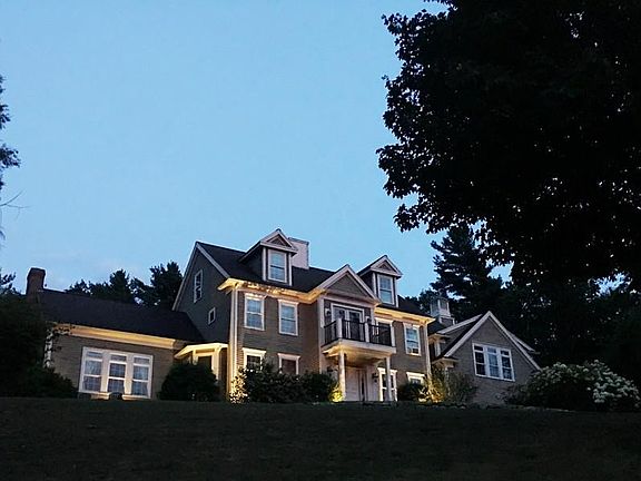 5th image of 32 Fox Hill Cir