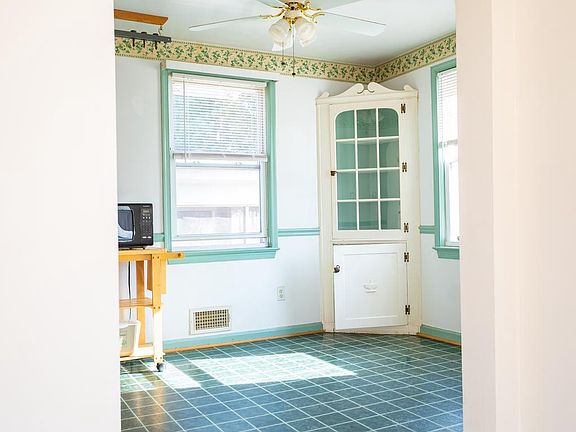 5th image of 873 N Frederick St