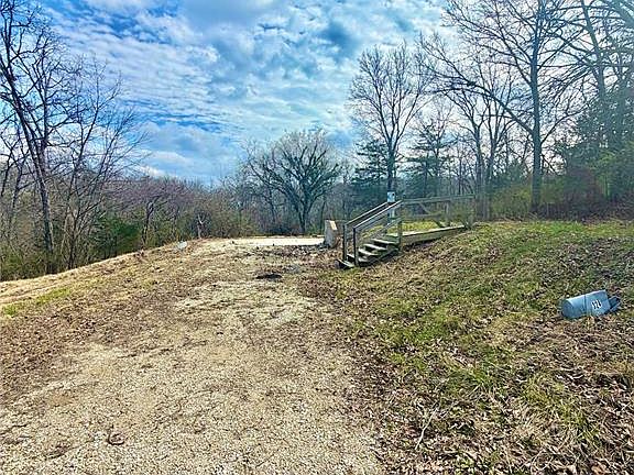 2nd image of 324 Sirius Rd