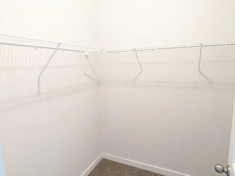 1129 Lawler Dr — Photo 38