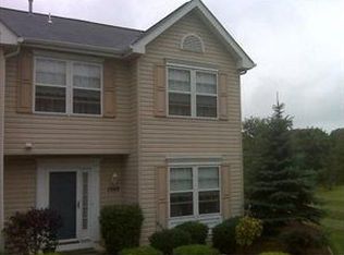 1360 Meadowbrook Dr, Canonsburg, PA