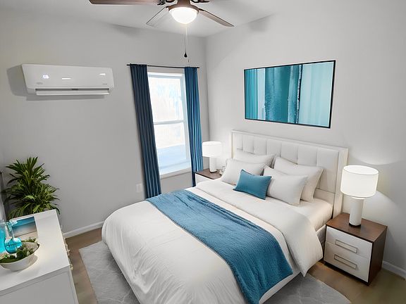 2nd image of 17476 Piney Point Rd #6