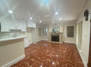 1406 N Kenmore Ave #A, Los Angeles, CA 90027