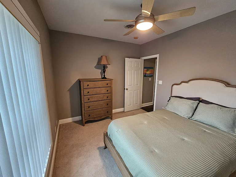 4333 Maryland Ave #C — Photo 17
