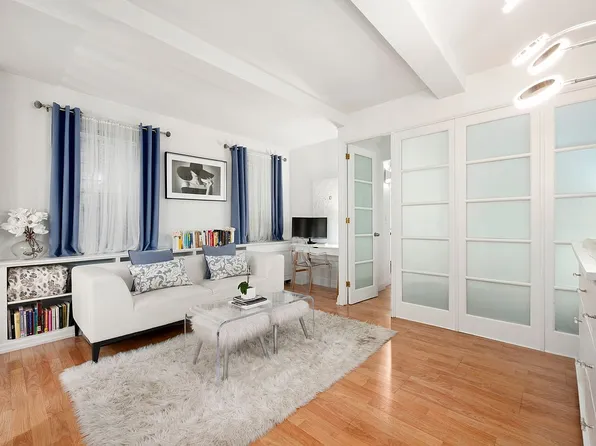 155 E 49th St #6F, Manhattan, NY 10017