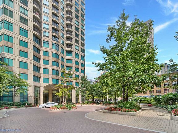 2nd image of 400 N Lasalle St #3111