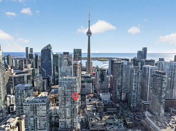 30 Nelson St #3108, Toronto, ON M5V 0H5
