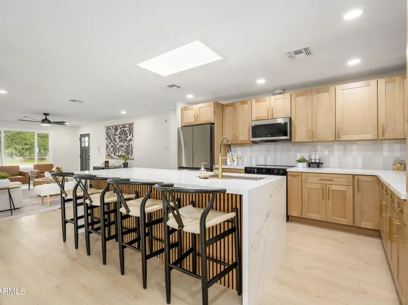 1985 E Carson Dr, Tempe, AZ 85282