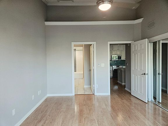 5th image of 2111 Welch St APT B315
