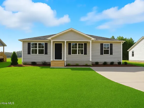 183 Page Street, Teachey, NC 28464