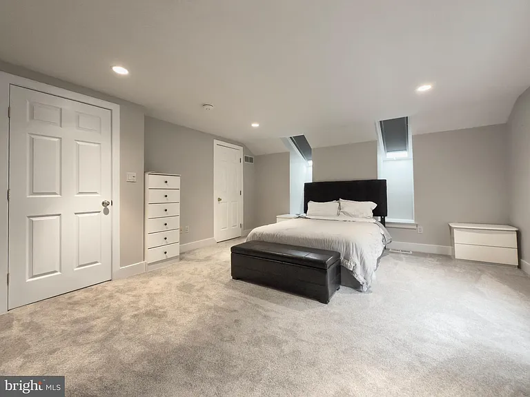 42 Greythorne Woods Cir — Photo 28