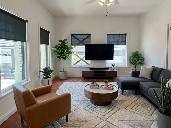 2121 James M Wood Blvd APT 224, Los Angeles, CA 90006
