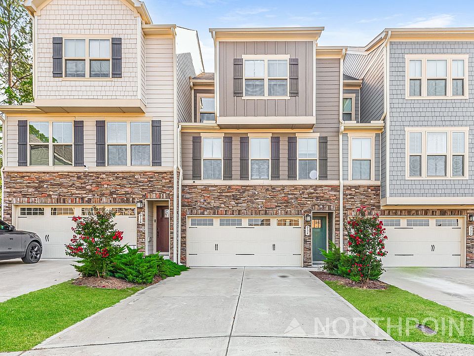 1st image of 934 Channing Park Cir
