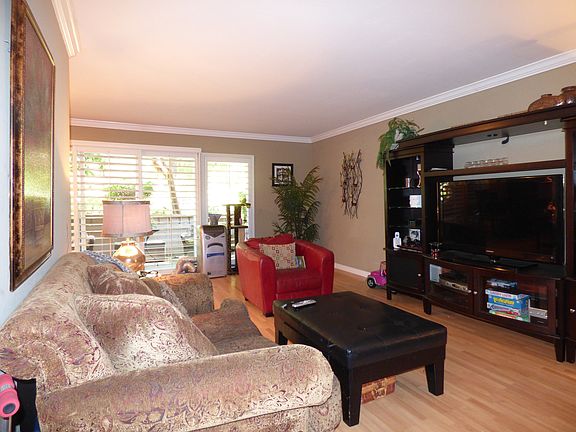 2nd image of 151 Buckingham Dr Unit 273