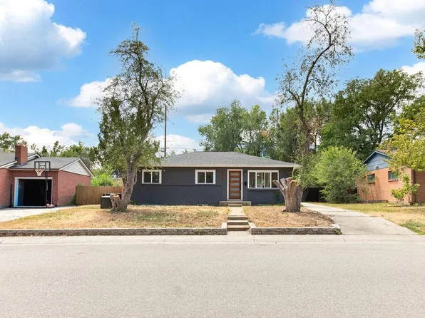 6010 Johnson Way, Arvada, CO 80004