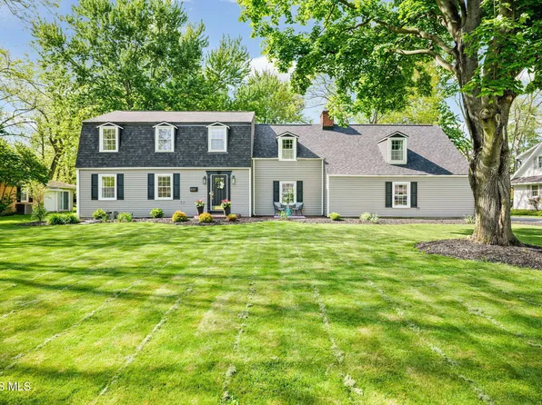 1825 Windsor Pl, Findlay, OH 45840
