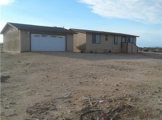 922 Lear Ave, Twentynine Palms, CA 92277