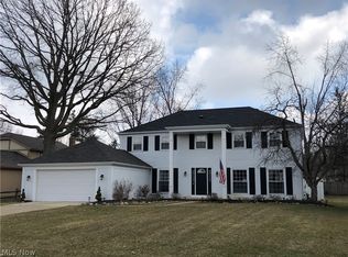 15981 Wedgewood Ln, Strongsville, OH