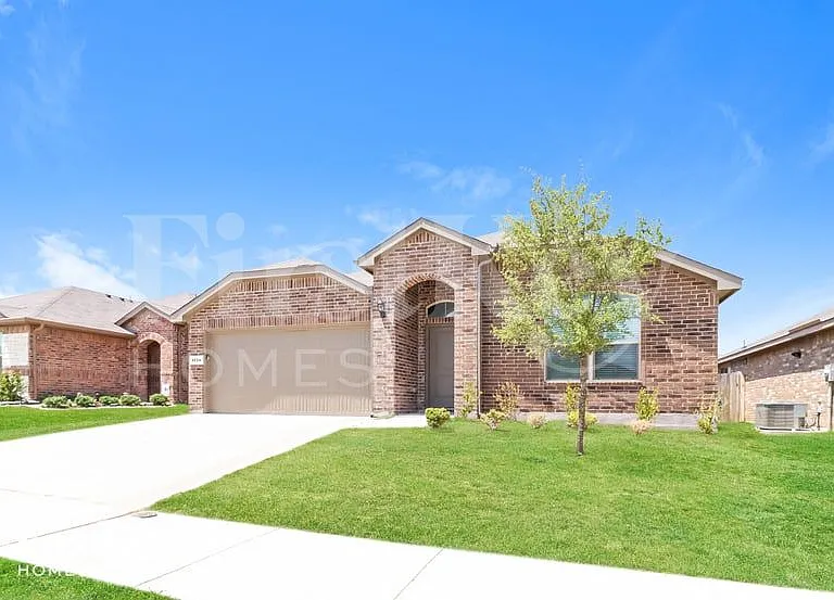 4624 Corktree Ln — Photo 1