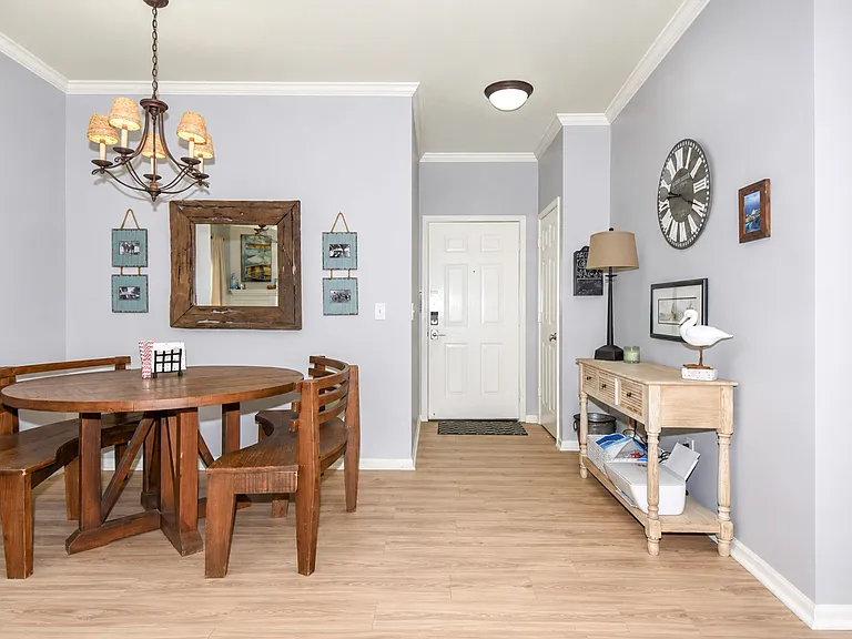 185 Sunset Point Dr #611 — Photo 6