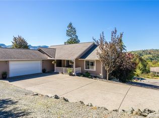 17215 Coho Ct, Mount Vernon, WA 98274