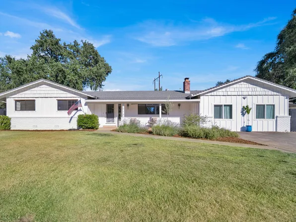 20137 Busch Ct, Redding, CA 96002