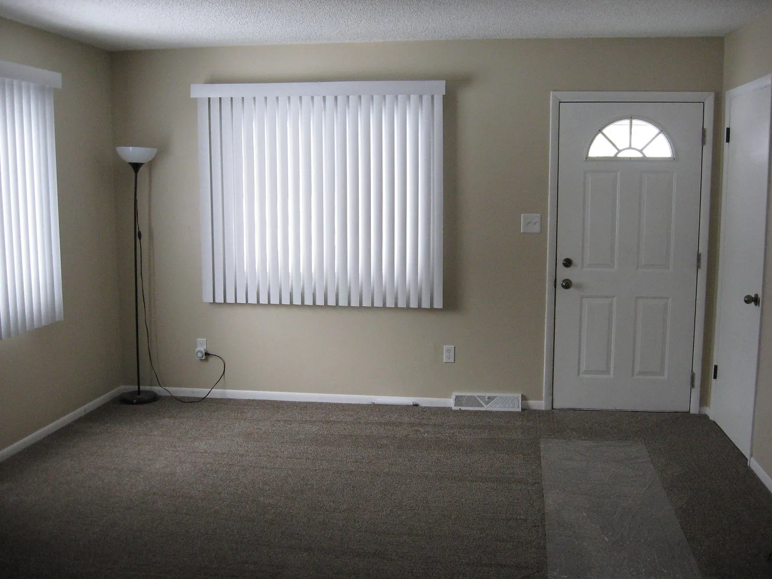 SW Flynn Dr, Ankeny — Photo 1