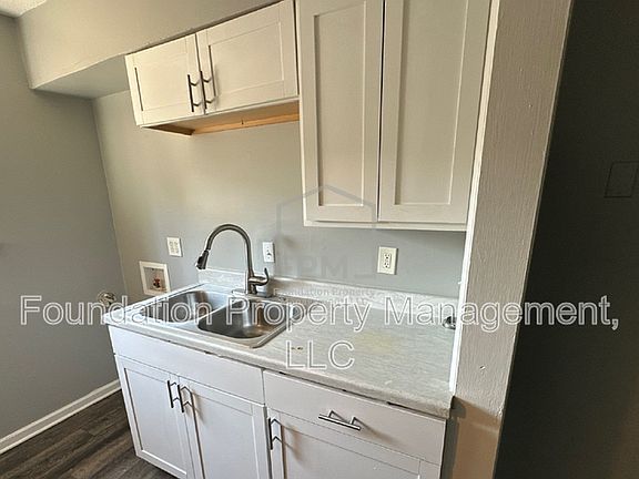 5th image of 1587 Cherry Rd APT 4