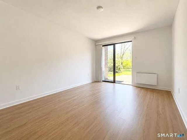 85 Wilton Crst — Photo 3