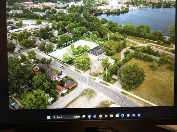 723 Lake Ave, Traverse City, MI 49684