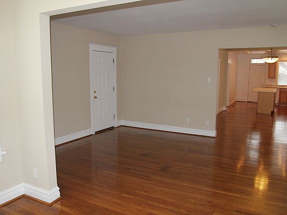 5th image of 847 Westgate Ave #3
