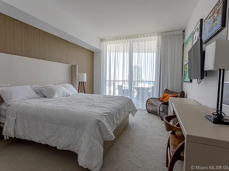 4111 S Ocean Dr #1810 — Photo 20