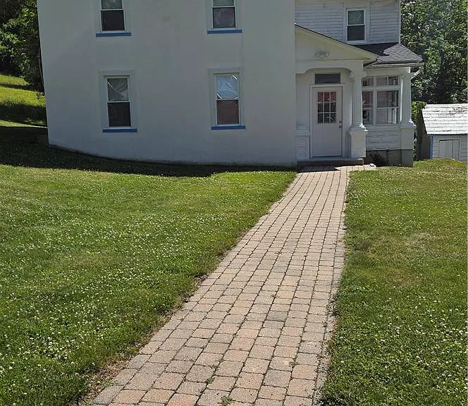 3166 Mountain View Dr — Photo 1